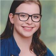 Ausgebildete Lehrerin im Bereich Mode und Design bietet Nachhilfe in Schnittkonstruktion in Wien und Umgebung.
On- und Offline